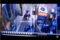 Aksi Tak Senonoh di...