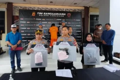 Sangar saat Beraksi, Preman Todongkan Pistol ke Pedagang Ambruk Ditembak Polisi
