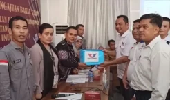 Didampingi Ratusan Kader, DPD Partai Perindo Pematang Siantar Daftarkan Bacaleg ke KPUD