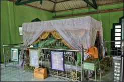 Karamah Syaikh Abdussomad, Berwudu di Sungai tapi Tak Basah Sama Sekali