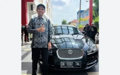 Spesifikasi Jaguar XF 2007, Mobil Ustadz Abdul Somad yang Dilelang untuk Bangun Pesantren