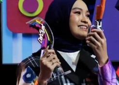 Salma Idol Raih Penghargaan Pendatang Baru Terdahsyat: Lagi Rezeki di Industri Musik