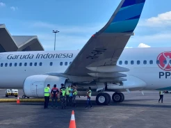 Mati Mesin, Pesawat Garuda Indonesia Tujuan Jakarta Kembali ke Bandara Sam Ratulangi