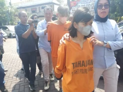 Sadisnya Ibu di Malang,...