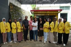 Tingkatkan Pendidikan,...