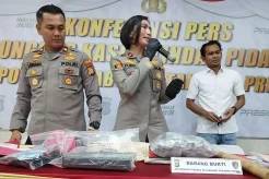 Demi Uang, Pemuda Sunter...