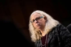 6 Politikus Transgender...
