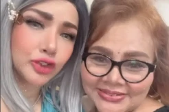 Barbie Kumalasari dan Ibunda Virgoun Nyanyi Lagu Tua Tua Keladi, Warganet: Nyindir Anak Sendiri