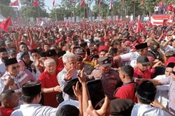 Sepeda Ganjar untuk Soekarno, Pejuang PDIP Gaek Sumbawa