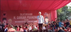 Bacapres Ganjar Pranowo Temui Puluhan Ribu Penggemar di NTB