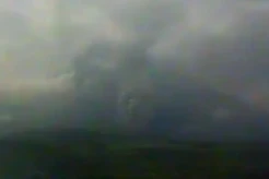 Awan Panas Terekam Meluncur Sejauh 5 Km dari Puncak Semeru