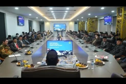 Kemenag Serahkan 100 KMA Penetapan Guru Besar Rumpun Ilmu Agama, Ini Daftarnya