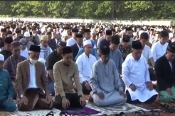 Ribuan Umat Muslim Ikuti Salat Iduladha di Lapangan Karebosi Makassar