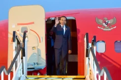 Presiden Jokowi Lanjutkan...