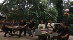 Gaya Asyik Kedai Kopi Bumi Citarik Menguliti Buku Susuk Kapal Borobudur
