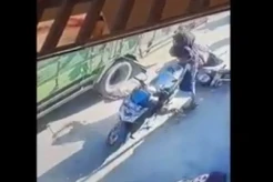 Memilukan! Balita Tewas Tertabrak Truk saat Ditinggal Belanja