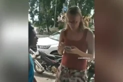 Viral Gara-gara Menangis usai Dijambret, Bule Cantik Ini Ternyata sedang Penelitian