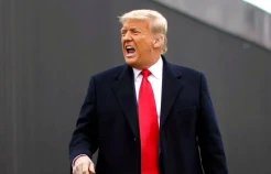 Trump Akan Menyerahkan...