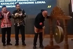Buka Rakernas IAI 2023, Ganjar Ajak Apoteker Riset dan Kolaborasi untuk Antisipasi Penyakit