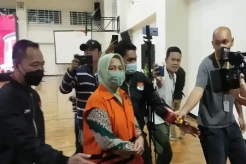 KPK Geledah Rumah di...