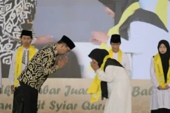 Ridwan Kamil Sukses Berantas Buta Huruf Al-Quran di Jabar
