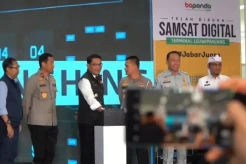 Gubernur Jabar Ridwan Kamil Resmikan Samsat Digital di Terminal Leuwipanjang