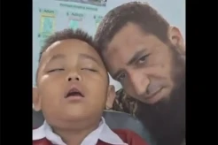 Viral! Momen Guru Bangunkan...