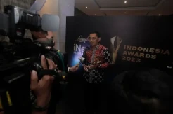 Pemprov Kaltim Bawa Pulang Piala Indonesia Awards 2023 Berkat Program Beasiswa Kaltim Tuntas