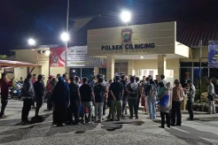 Nongkrong Sambil Tenteng Senjata Tajam, Puluhan Pelajar SMP Diamankan Polisi di Sukapura