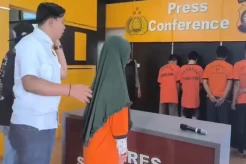 Memilukan! Ditangkap Jualan Narkoba, Ibu Muda di Singkawang Terpaksa Tinggalkan 2 Balita