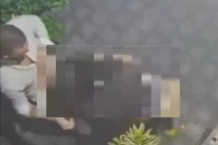 Asyik Bersetubuh di...