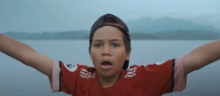 Review RUN BOY RUN:...