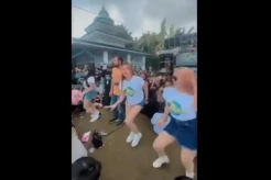 Viral! 3 Wanita Seksi Asyik Goyang Erotis di Dekat Musala, Begini Penampakannya