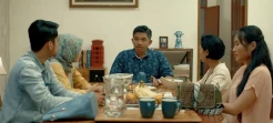 Review Film Family Room:...