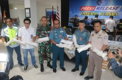 Lanudal Juanda Tangkap 4 Pelaku Penyelundupan Benih Lobster Senilai Rp7 Miliar
