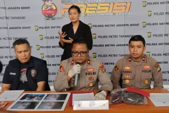 Pemuda Bacok Pria di...