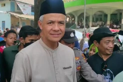 Berkunjung Ke Cirebon, Ganjar Mendapat Dukungan dari Para Kiai dan Kepala Desa