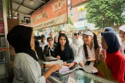 Pemilik Toko Emas Kaget sekaligus Senang Didatangi Liliana Tanoesoedibjo dan Tim Uang Kaget Lagi