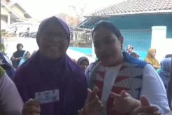 Terima KTA Berasuransi, Warga Sumedang Doakan Perindo Semakin Maju