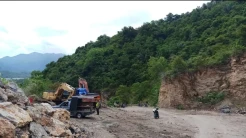 Operator Ekskavator di Aceh Besar Tewas Tertimpa Reruntuhan Batu