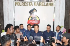 Polisi Temukan Puluhan Amunisi saat Geledah Kantor 2 Pengusaha Buron Kasus Penipuan di Batam