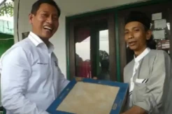 Ketua DPW Partai Perindo Jawa Tengah Serahkan Bantuan ke TPQ Minhajul Hidayah Banyumas
