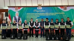 Pj Bupati Adriyanto Sambut Gubernur Jatim dalam Agenda Pembagian Bansos di Bojonegoro