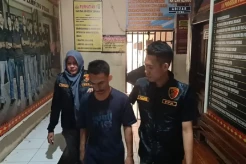 Kesepian Ditinggal Istri ke Taiwan, Sadam Husen Cabuli Anak di Bawah Umur saat Menagih Utang