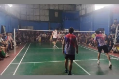 Warga Antusias Saksikan Turnamen Bulu Tangkis Partai Perindo di Kota Bandung