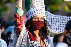 Apa Itu Keffiyeh yang Membuat Pemuda Palestina Ditembak di AS?