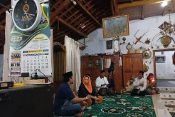 Dewan Penasihat TPN Yenny Wahid Awali Kampanye dengan Ziarah Makam Sunan Gunung Jati