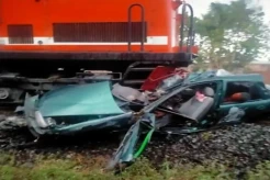 Mobil Sedan Tabrakan dengan KA Kuala Stabas di Lampung Utara, 3 Orang Tewas