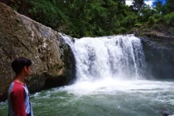 Pesona Curug Dengdeng, Surga Tersembunyi di Cisompet Garut