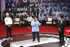 Debat Perdana Capres, Aktivis Pemilu: Publik Nilai Prabowo Masih Emosional